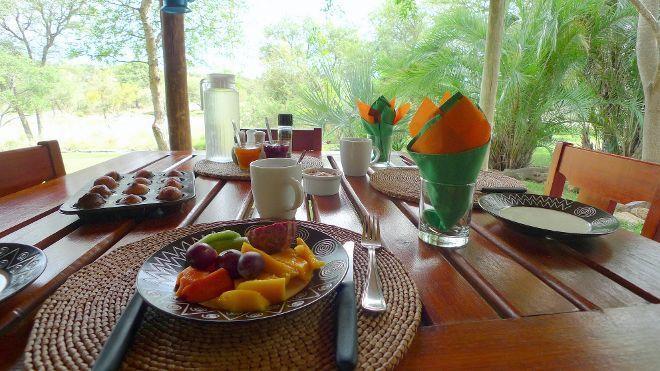 Отель Masodini Game Lodge
