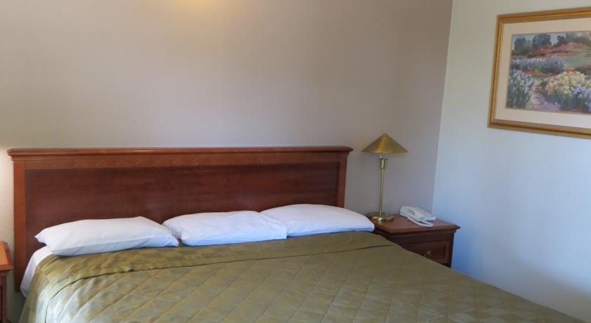 Отель Marina Inn