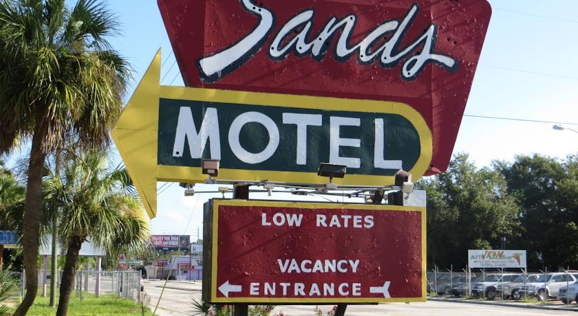 Sands Motel