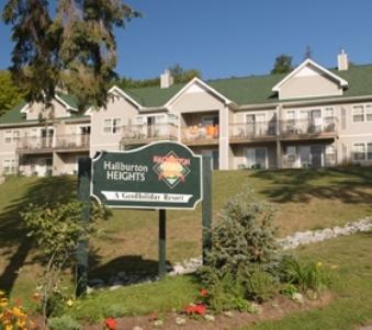 Отель GetAways at Haliburton Heights