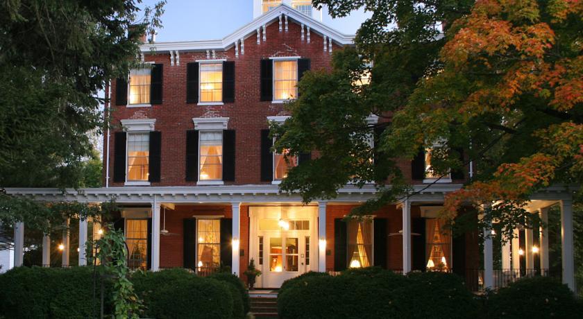 Мини-отель Brampton Bed and Breakfast Inn