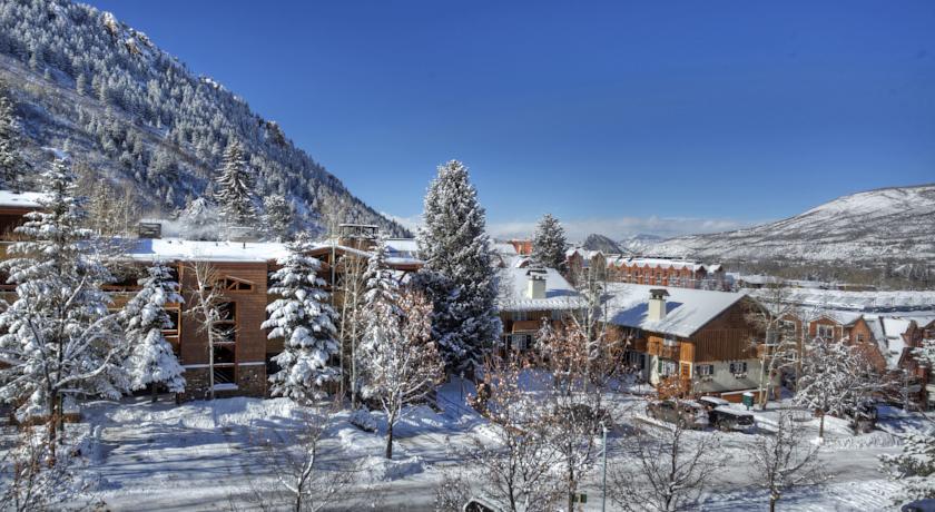 Отель Galena Neighborhood by Frias