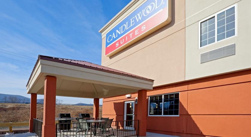 Отель Candlewood Williamsport