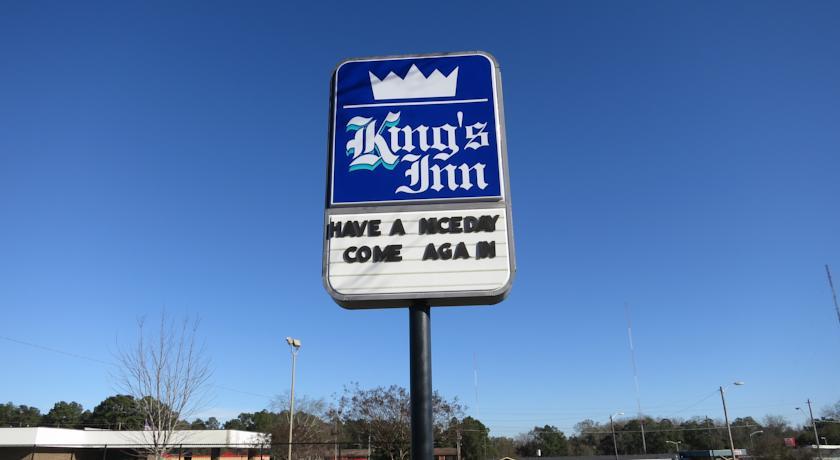 Отель Kings Inn - Albany