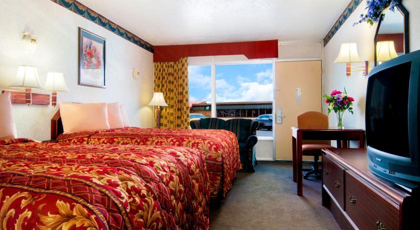 Отель Days Inn - Waycross