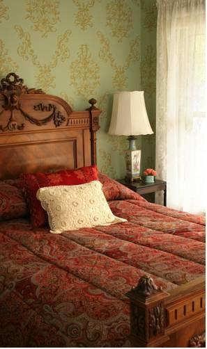 Отель Spencer Hotel & Spa Chautauqua