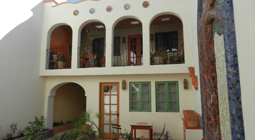 Casa Caramba