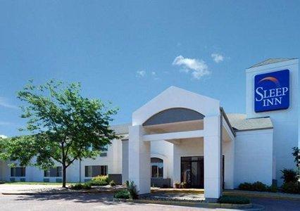Отель Sleep Inn Airport Sioux Falls