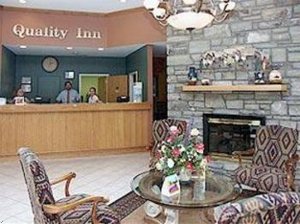Отель Quality Inn Cherokee