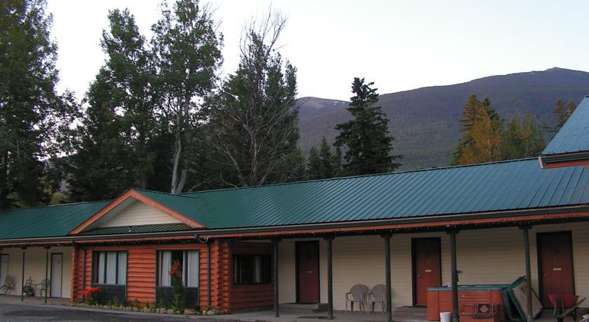 Отель Bell Mountain Motel McBride