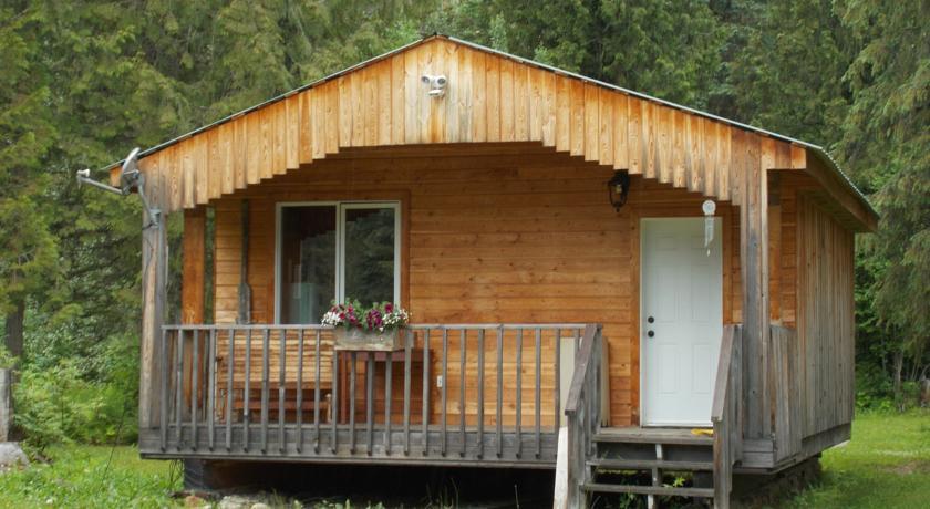 Отель Bone Creek Wilderness Retreat