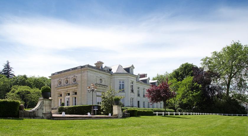 Отель Novotel Château de Maffliers
