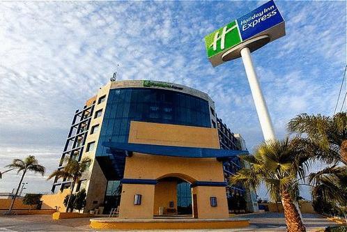 Апартаменты Holiday Inn Express Nuevo Laredo
