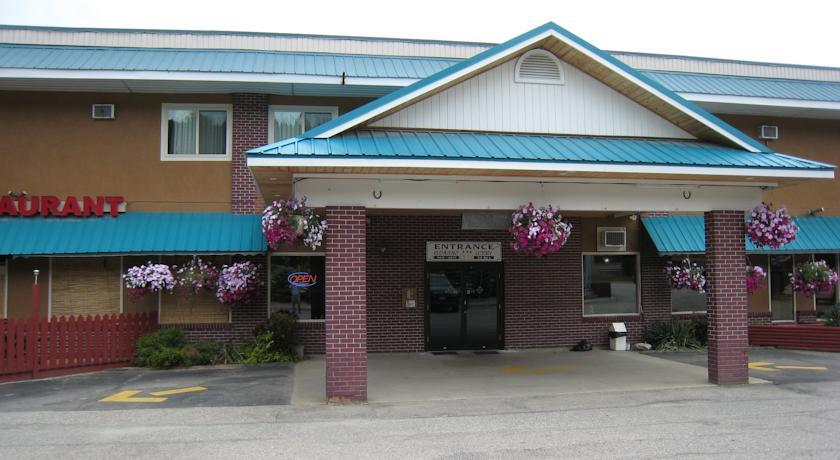 Отель Quality Inn Castlegar