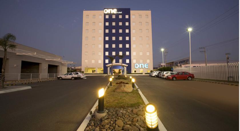 Отель One Aguascalientes Sur