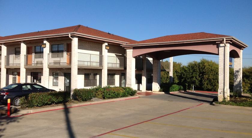Отель Heritage Inn Grand Prairie
