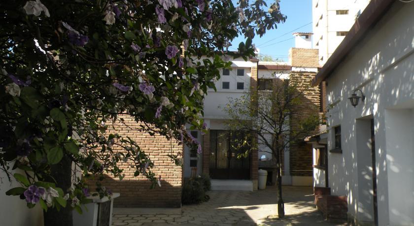 Гостевой дом El Jardín Suites and Guest House