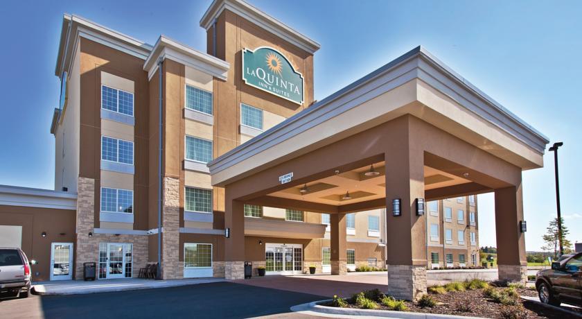 Отель La Quinta Inn & Suites Rochester