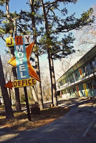 Отель The Joy Motel