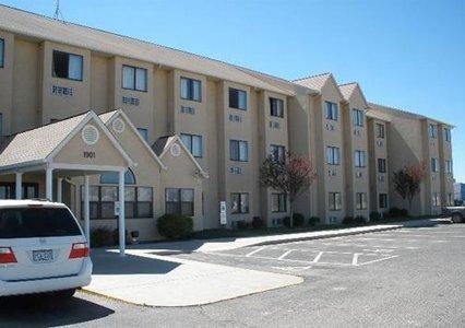 Отель Quality Inn Farmington