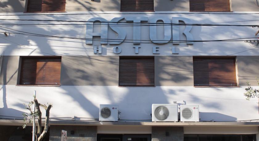 Отель Hotel Astor Junin