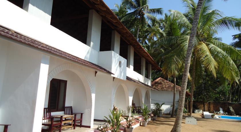 Отель Lagoona Beach Resort