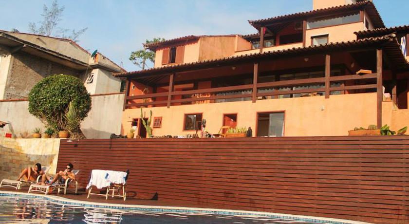 Sunset Hostel & Suites