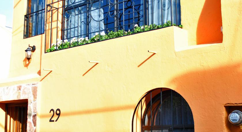 Апартаменты Casa Geranios Tequisquiapan
