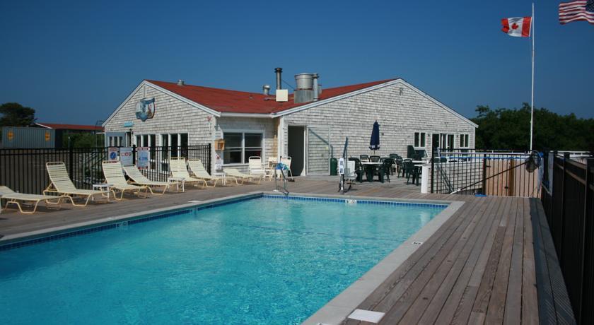 Отель Outer Reach Resort