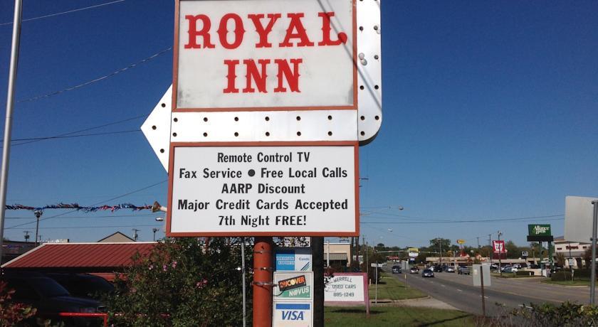 Отель Royal Inn Motel