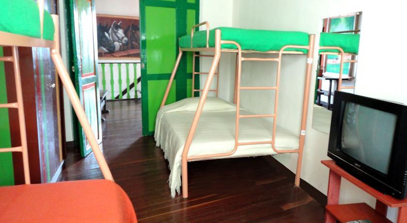 Гостевой дом Hostal La Gran Via