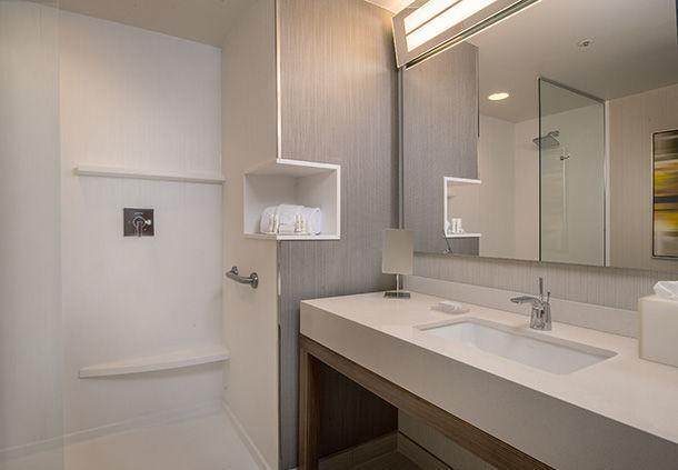 Отель Courtyard by Marriott Columbus Phenix City