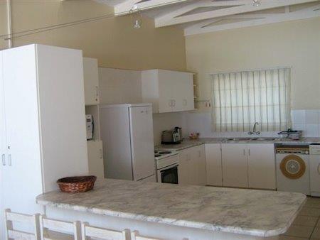 Апартаменты Point Village Beach Apartment