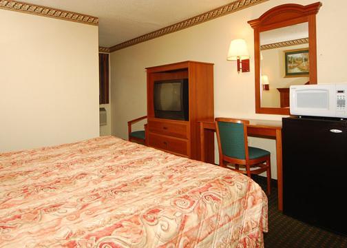 Отель Econo Lodge Newton