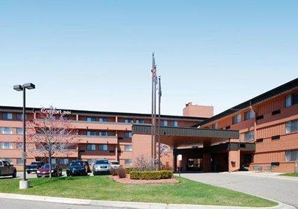 Отель Comfort Inn Farmington Hills