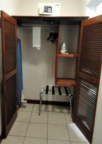 Отель Best Western Plaza Matamoros