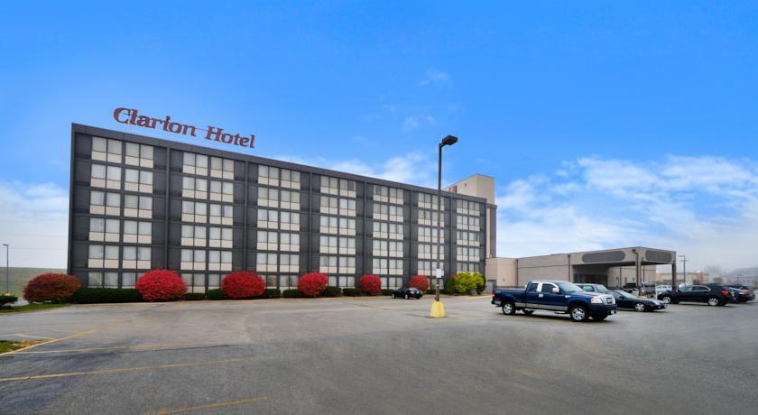 Отель Clarion Hotel & Convention Center