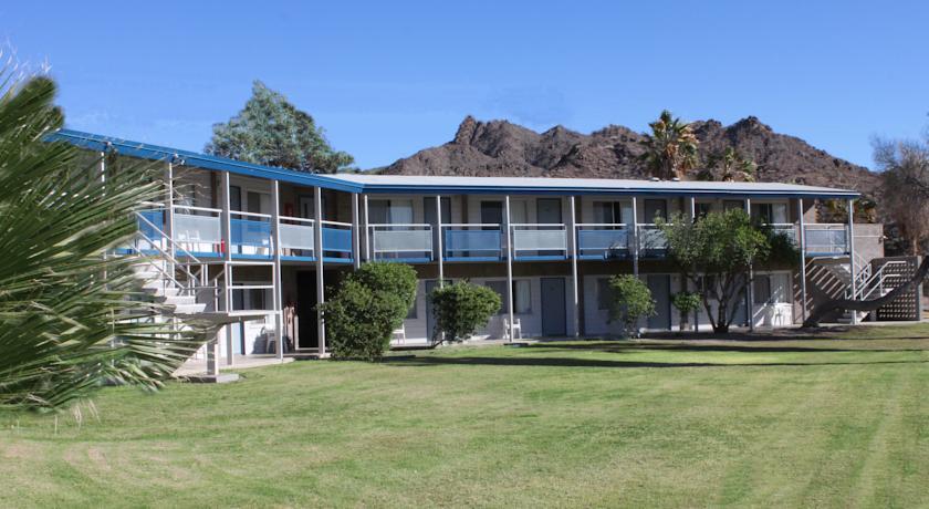 Отель Lake Mohave Marina & Lodge