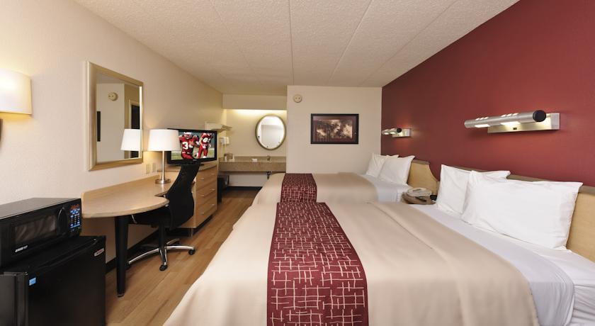 Отель Red Roof Inn Buffalo Airport