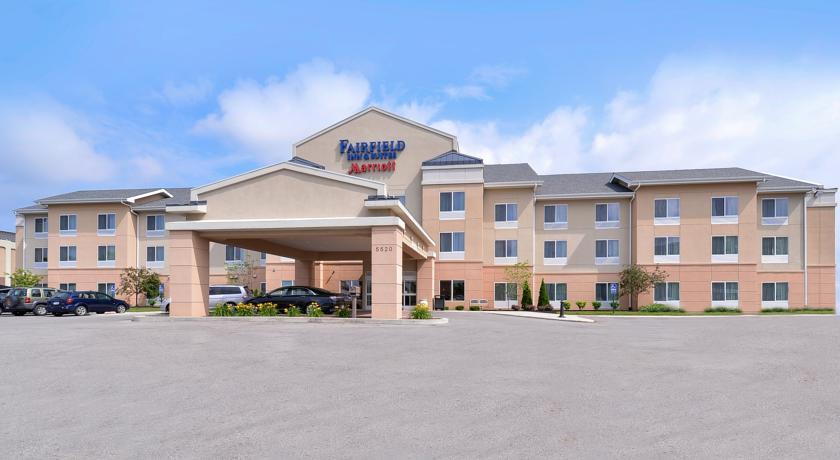 Отель Fairfield Inn &Suites Columbus West