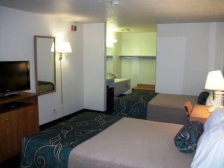 Отель Oak Tree Inn Hearne