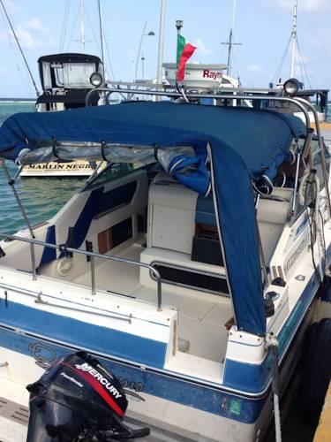 Отель Que Bueno Yatch