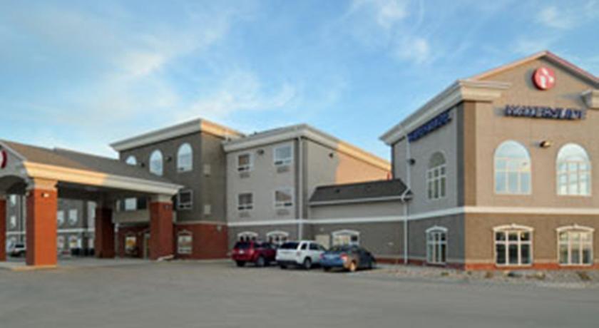 Отель Ramada Hotel Weyburn