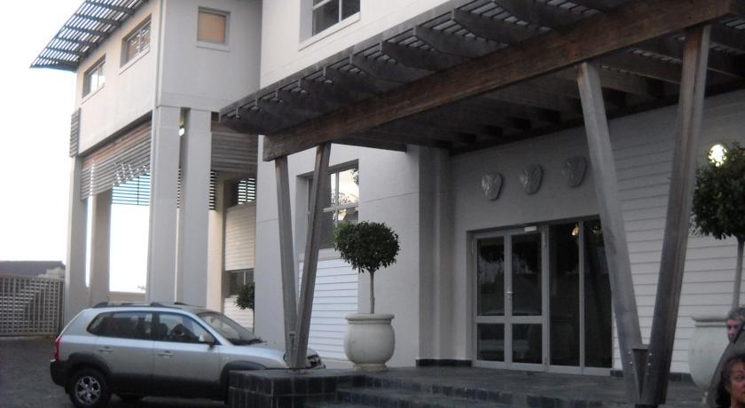 Central Plett Holiday Apartment