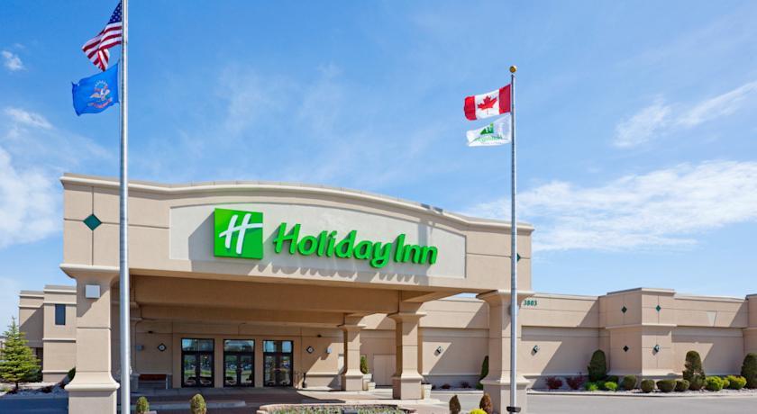 Отель Holiday Inn Fargo
