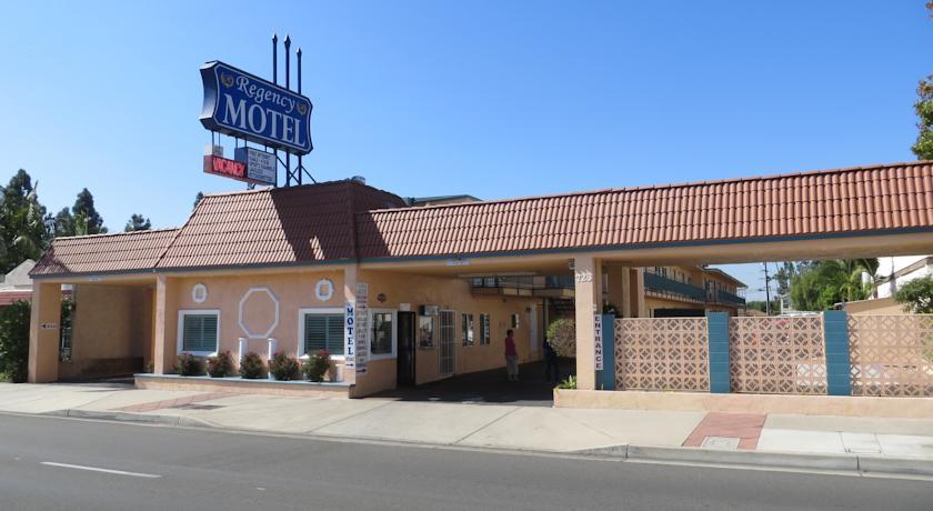 Отель Regency Motel