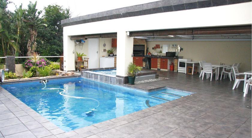 Гостевой дом Four Palms Guest House