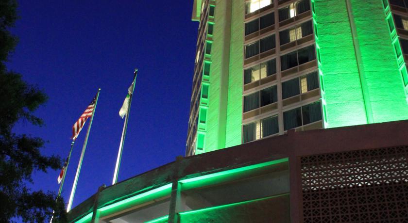 Отель Holiday Inn Raleigh Dowtown - Capital