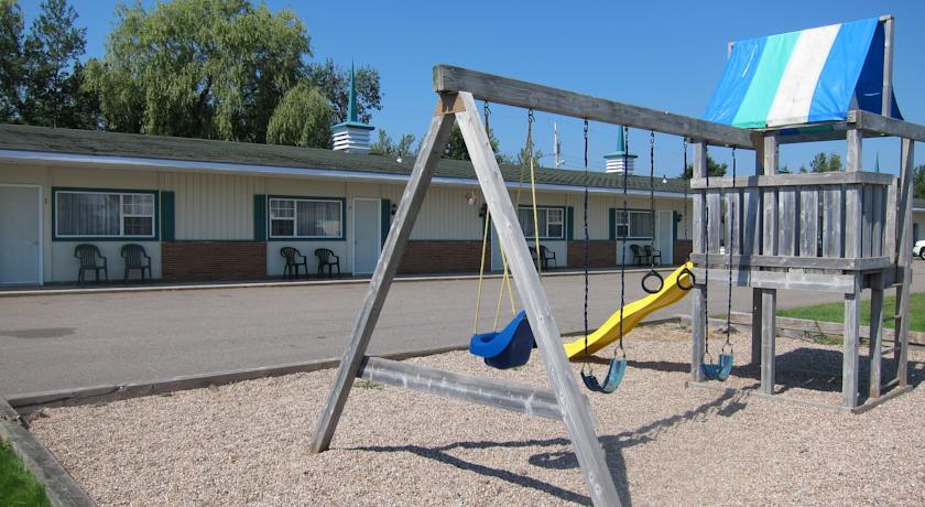 Отель Fundy Spray Motel