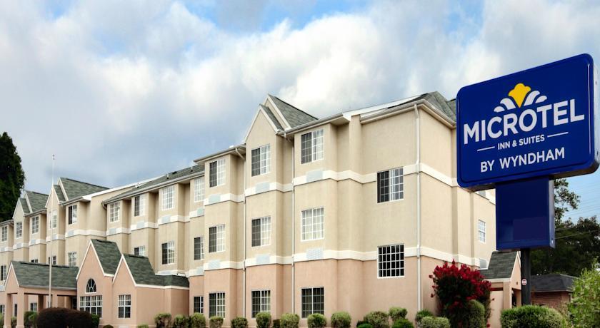 Отель Microtel Inn and Suites Columbia Harbison